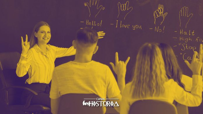 23 Abril - Dia Nacional da Educação de Surdos